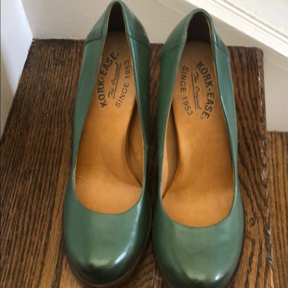 Shoes - Picture 3 of 3